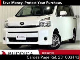 TOYOTA VOXY ZRR70G Big1