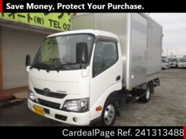 TOYOTA DYNA TRUCK XZU605 Big1