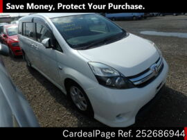 TOYOTA ISIS ZGM10W Big1