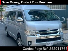 TOYOTA HIACE VAN TRH221K Big1