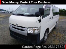 TOYOTA HIACE VAN TRH200V Big1