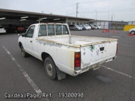 2001 May Used Nissan Datsun Truck Navara Kg Bd22 Engine Type