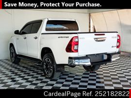 TOYOTA HILUX 0 Big2