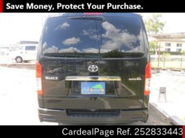 TOYOTA HIACE VAN GDH201V Big2