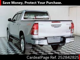 TOYOTA HILUX 0 Big2