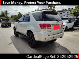 TOYOTA FORTUNER 0 Big2