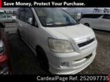 Used TOYOTA NOAH Ref 2097735