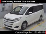 Used TOYOTA NOAH Ref 2929119