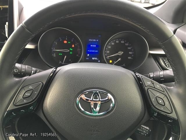 2017/Jun Used TOYOTA C-HR (ch-r) DBA-NGX50 Ref No:254565 ... 2017/Jun Used TOYOTA C-HR (ch-r) DBA-NGX50 Ref No:254565 ...
