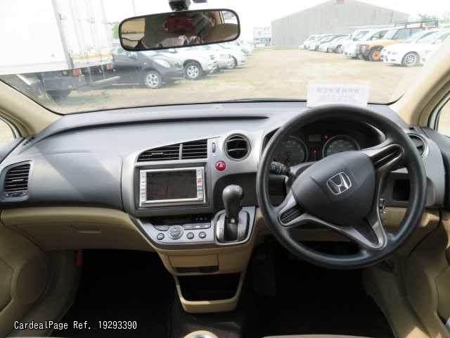 2006 Aug Used Honda Stream Dba Rn6 Ref No 293390 Japanese