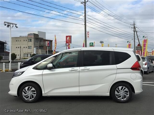 2019 Apr Used Honda Freed Dba Gb5 Ref No 310562 Japanese Used Cars For Sale Cardealpage