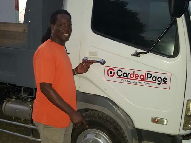 Customer who purchased a car from CardealPage Co., Ltd.