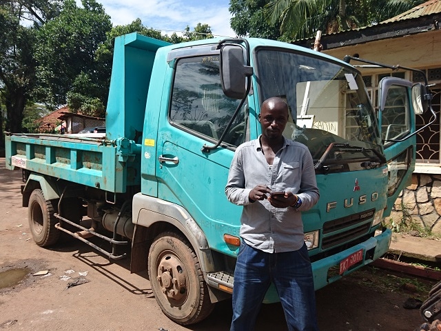 Customer who purchased a car from CardealPage Co., Ltd.