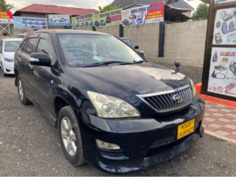 Customer who purchased a car from CardealPage Co., Ltd.