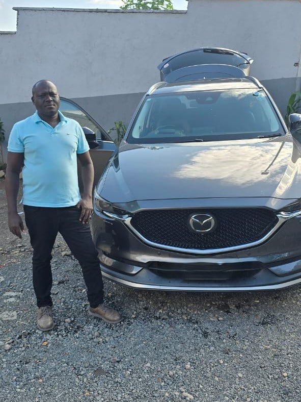 Customer who purchased a car from IDOM Inc. Customer who purchased a car from IDOM Inc.
