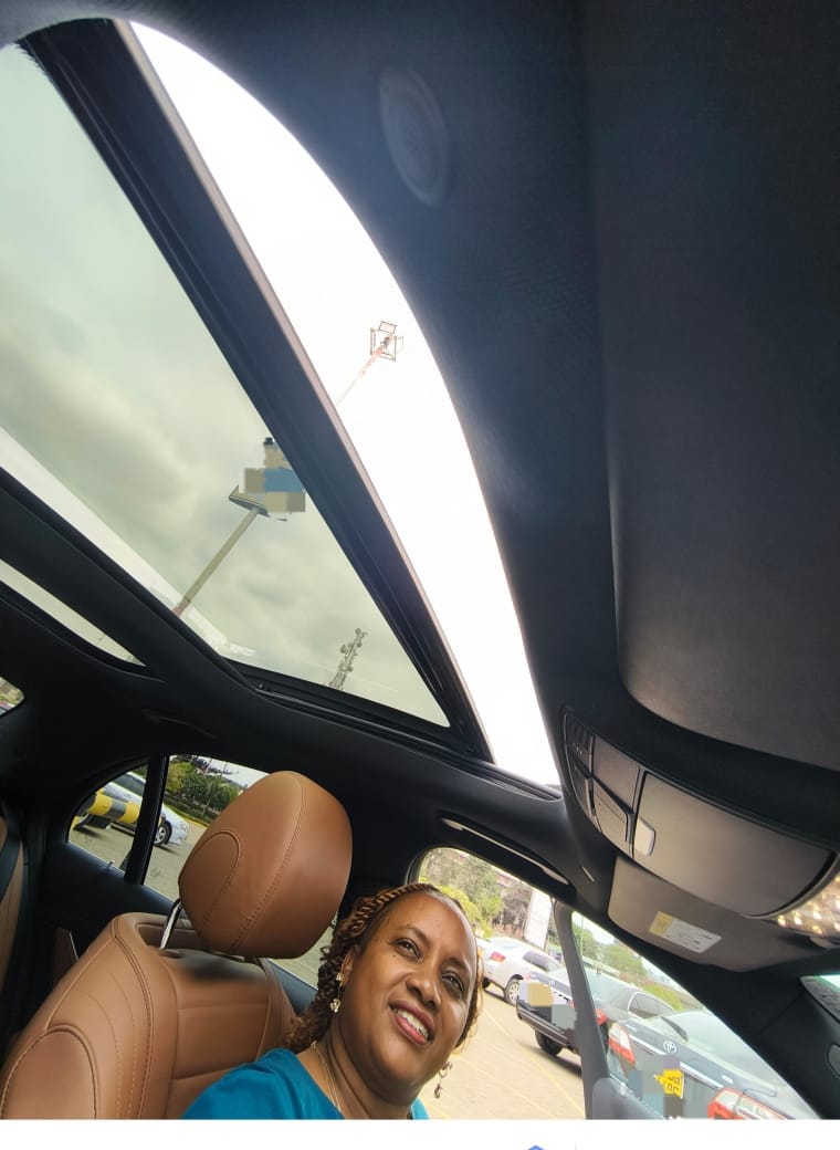 Customer who purchased a car from CardealPage Co., Ltd.